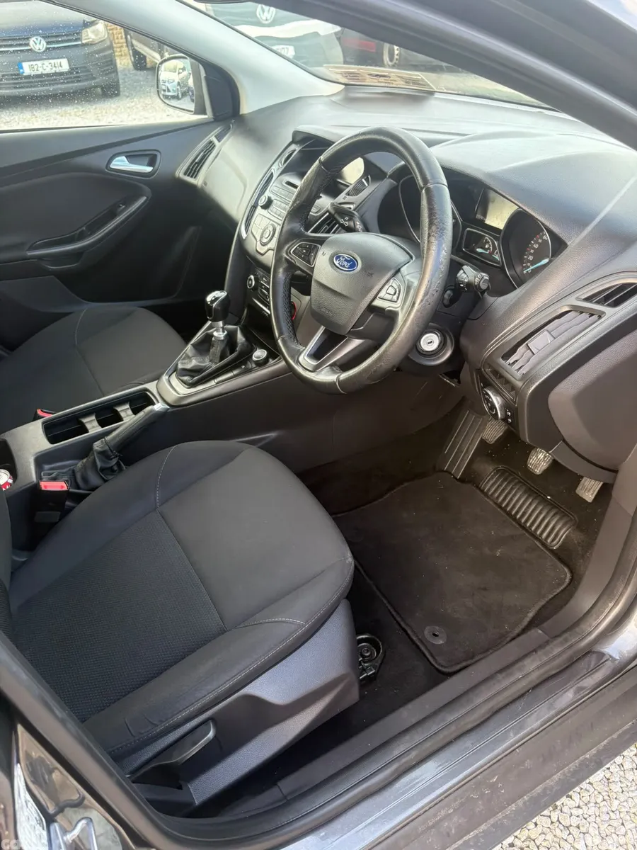 Ford Focus Hatchback, Diesel, 2016, Grey
