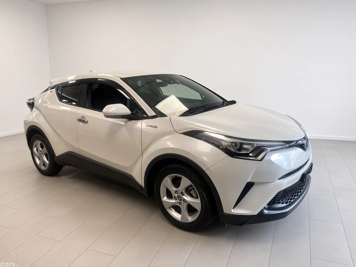 Toyota C-HR SUV, Petrol Hybrid, 2018, White