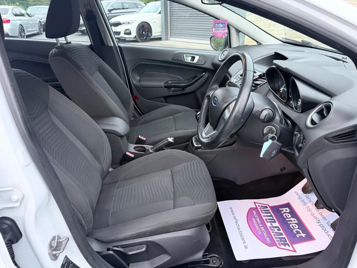Ford Fiesta Hatchback, Petrol, 2015, White
