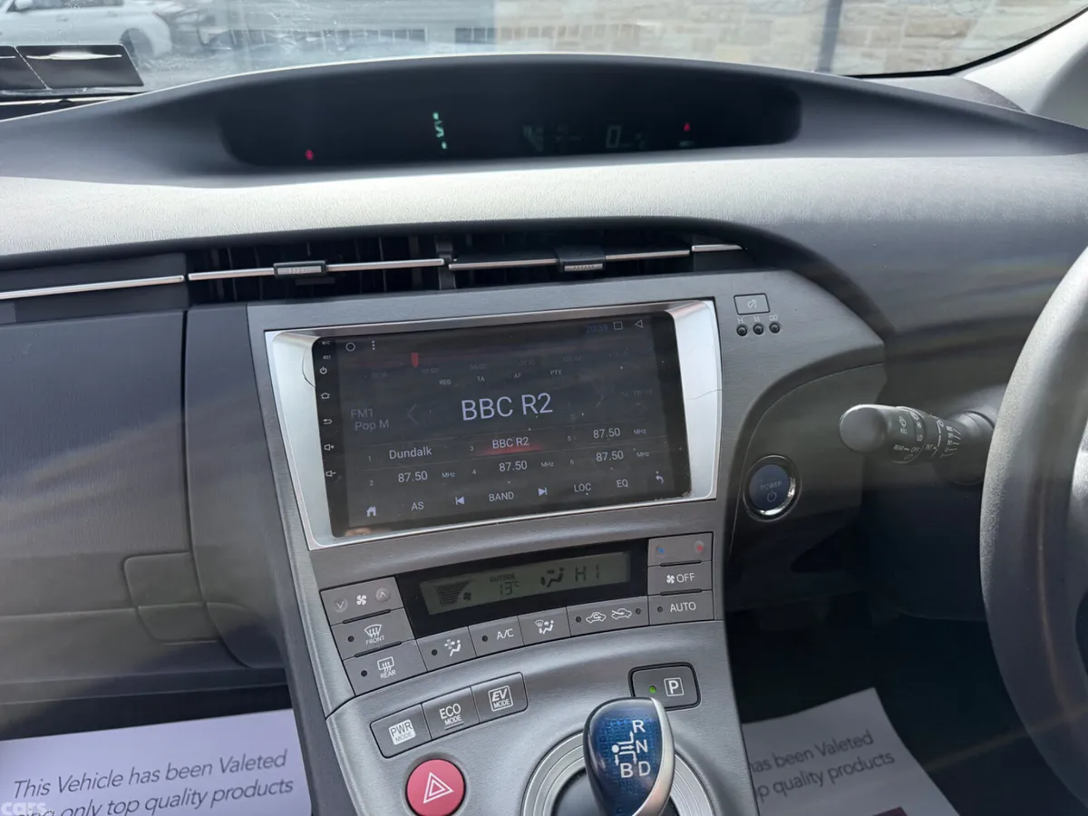 Toyota Prius Hatchback, Petrol Hybrid, 2015, Silver