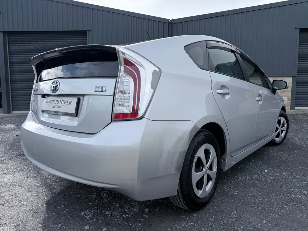Toyota Prius Hatchback, Petrol Hybrid, 2015, Silver