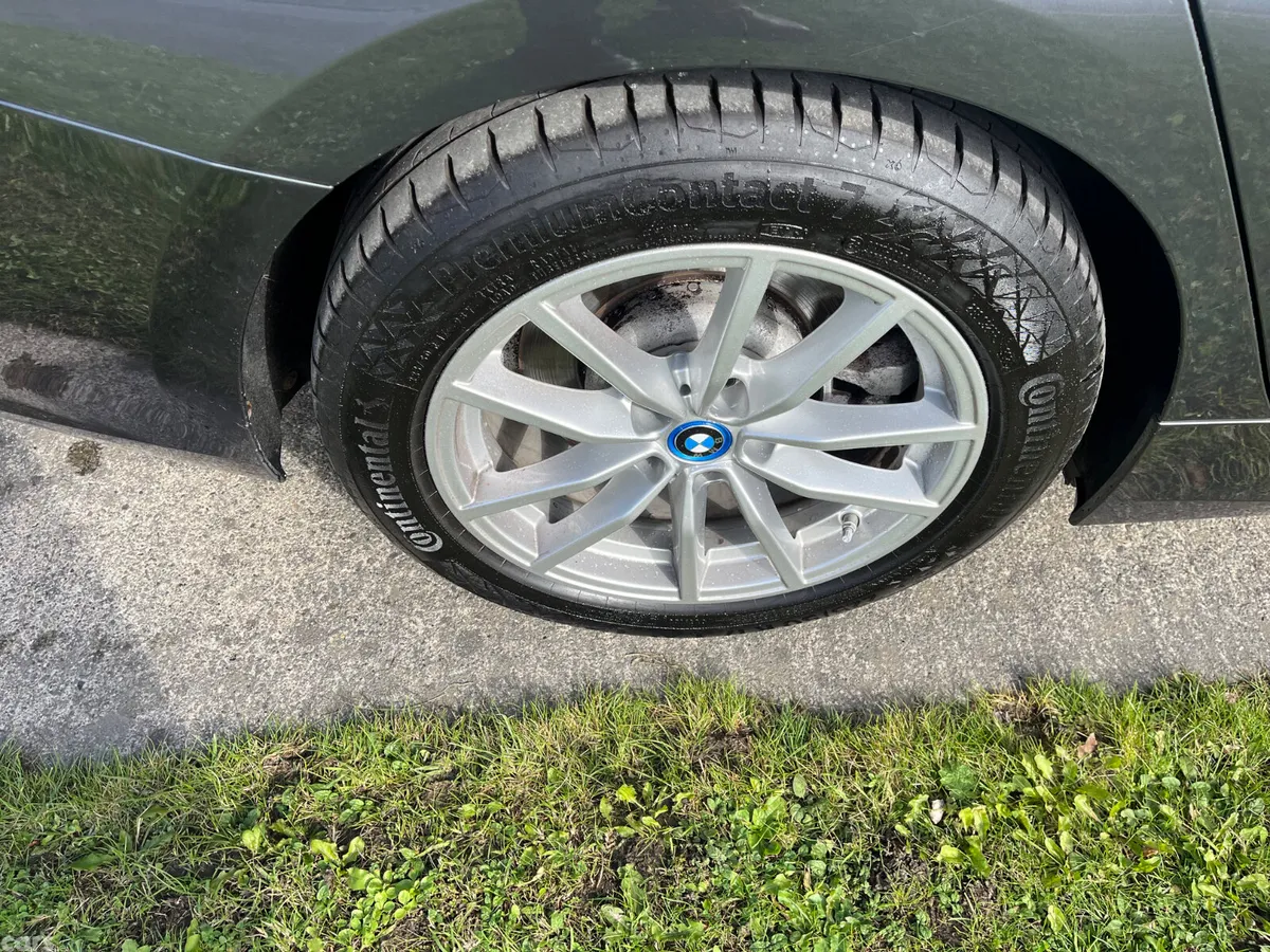 BMW 3-Series Saloon, Petrol Plug-in Hybrid, 2022, Grey