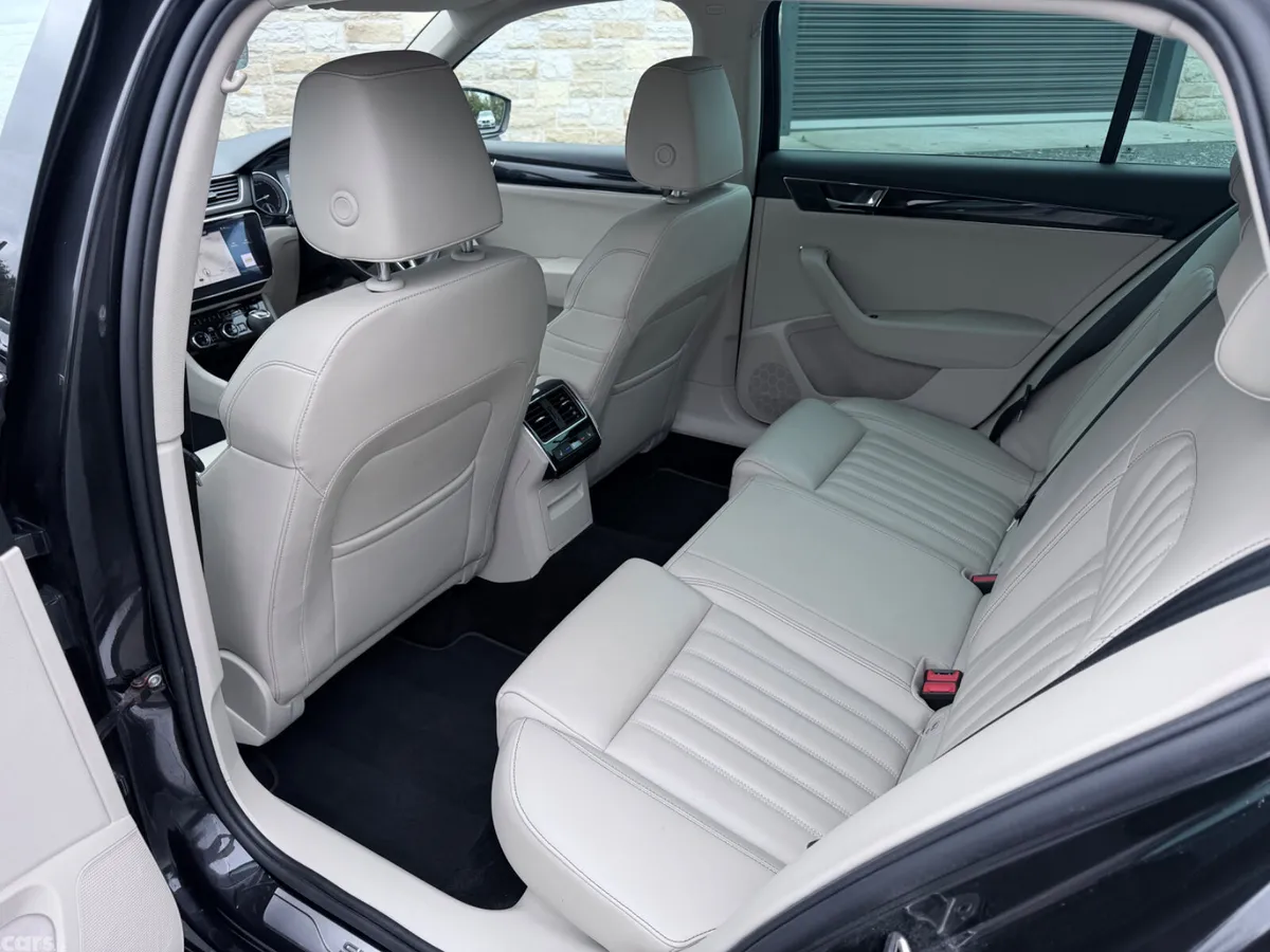Skoda Superb Estate, Petrol, 2020, Black