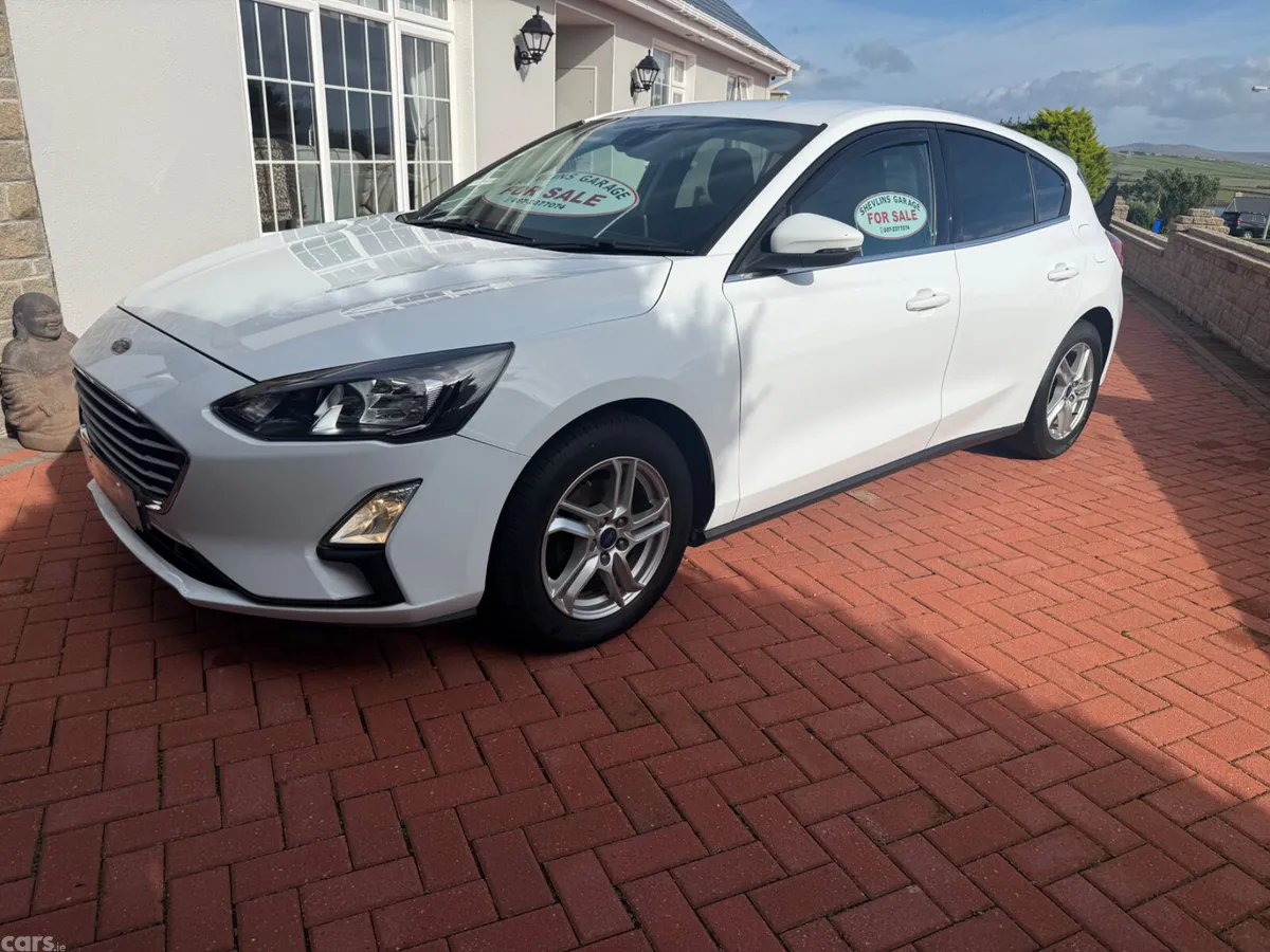 Ford Focus Hatchback, Diesel, 2021, White