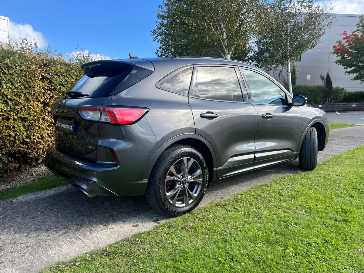Ford Kuga SUV, Petrol Plug-in Hybrid, 2022, Grey