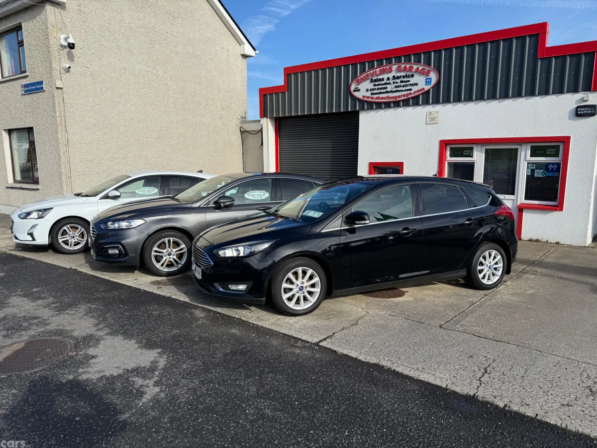 Ford Focus Hatchback, Diesel, 2016, Black