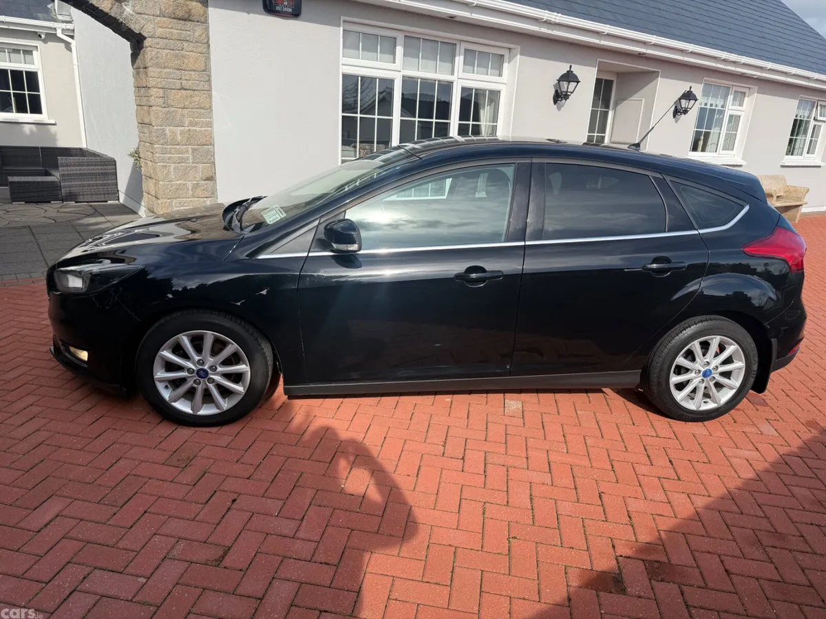 Ford Focus Hatchback, Diesel, 2016, Black