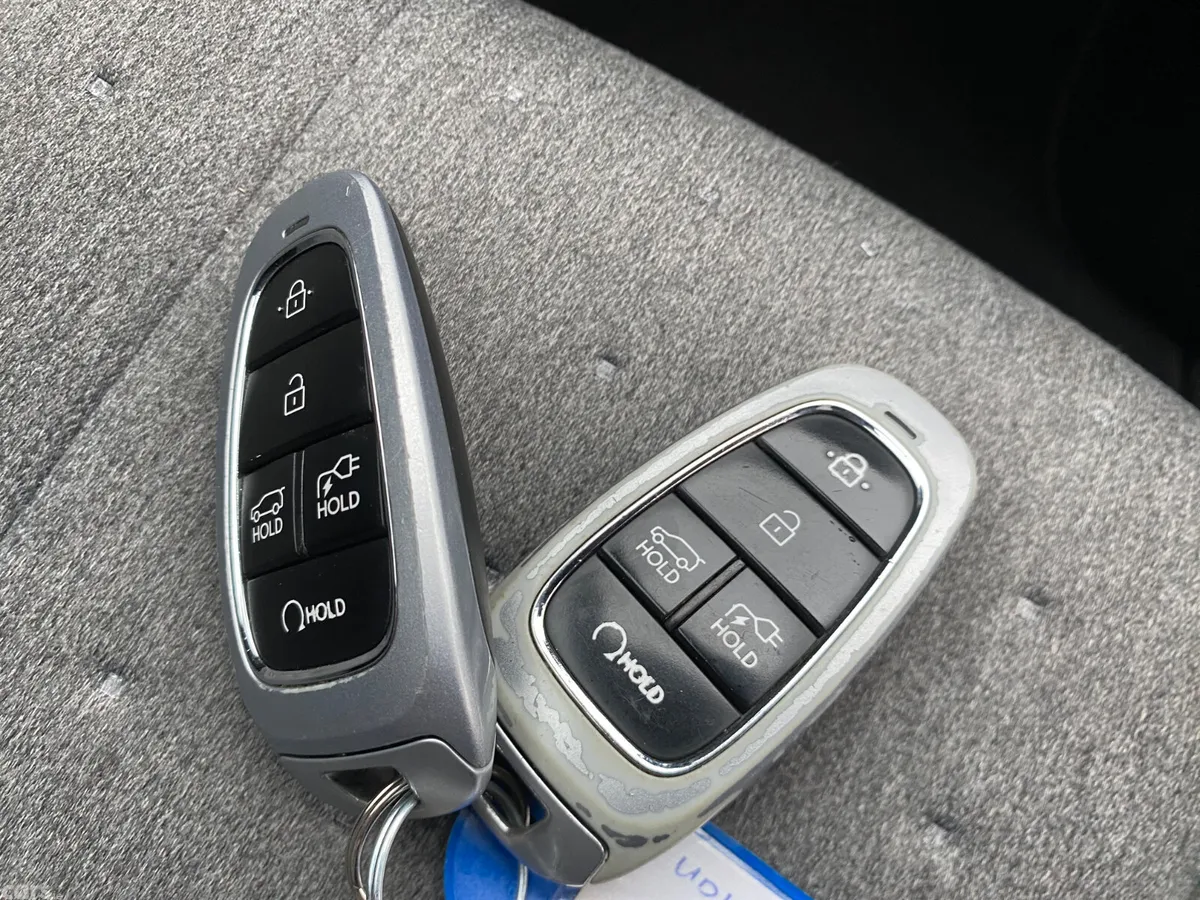 Hyundai IONIQ 5 MPV, Electric, 2022, Grey