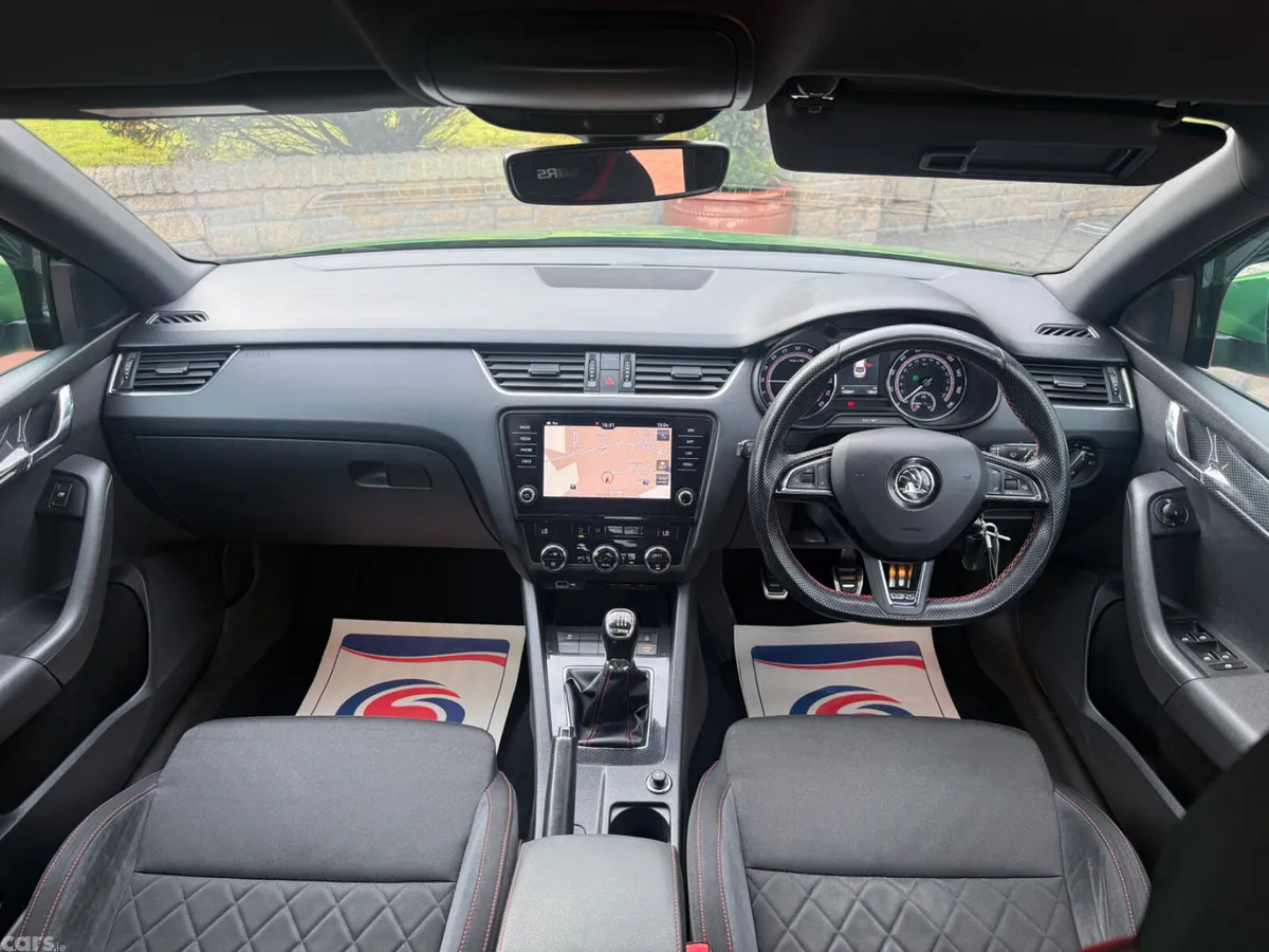 Skoda Octavia Hatchback, Diesel, 2018, Green