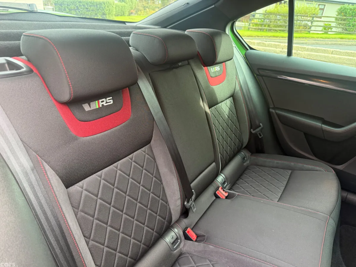 Skoda Octavia Hatchback, Diesel, 2018, Green