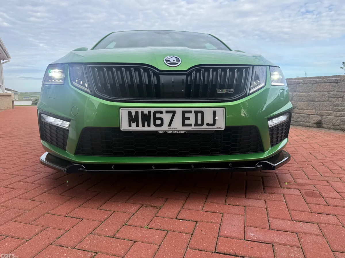 Skoda Octavia Hatchback, Diesel, 2018, Green