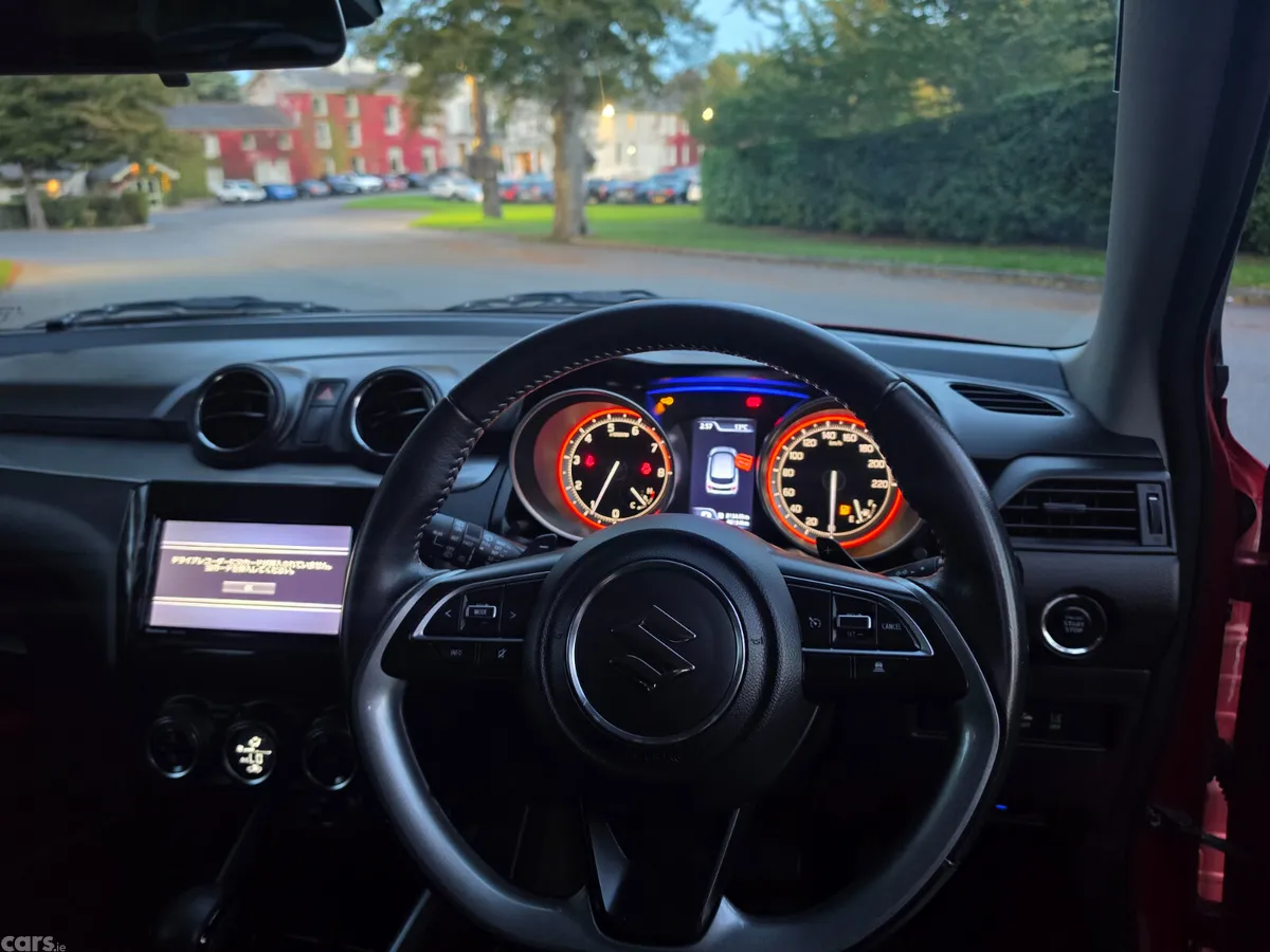 Suzuki Swift Hatchback, Petrol, 2018, Red