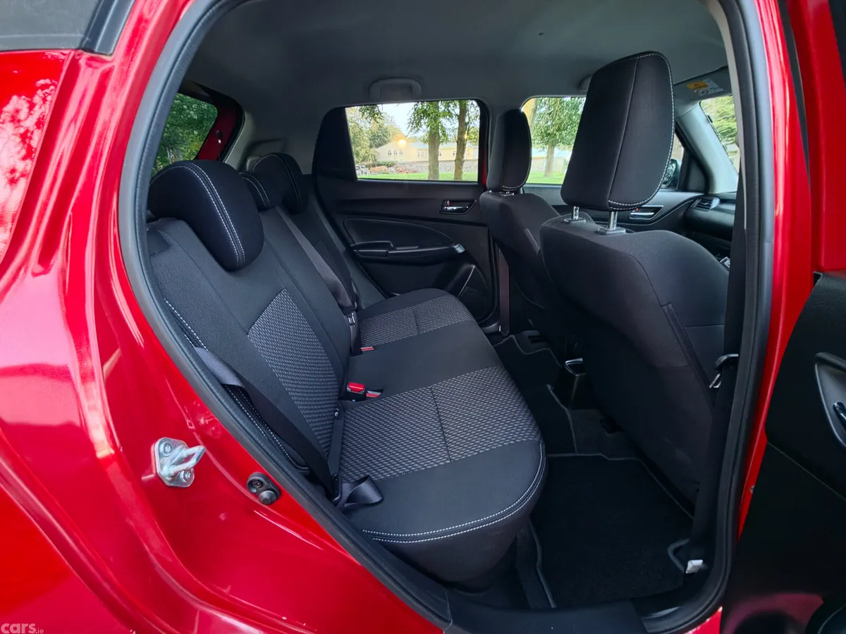 Suzuki Swift Hatchback, Petrol, 2018, Red