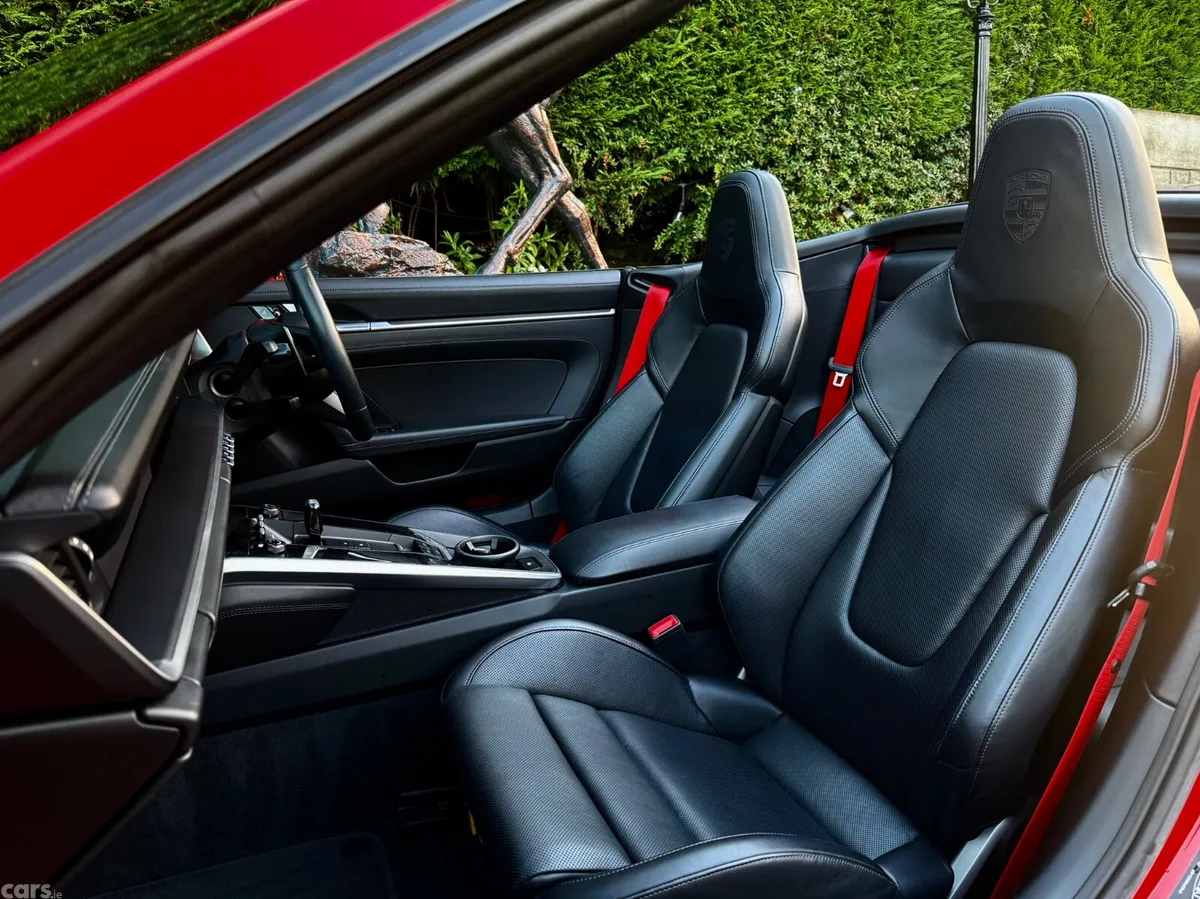 Porsche 911 Convertible, Petrol, 2021, Red
