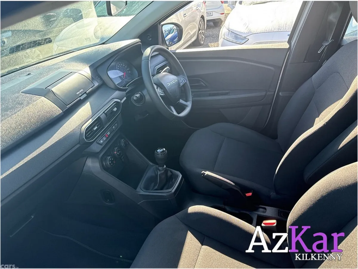 Dacia Sandero Hatchback, Petrol, 2023, Grey