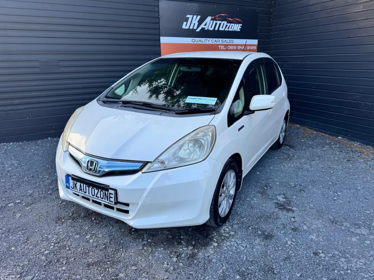 Honda Fit Hatchback, Petrol Hybrid, 2012, White