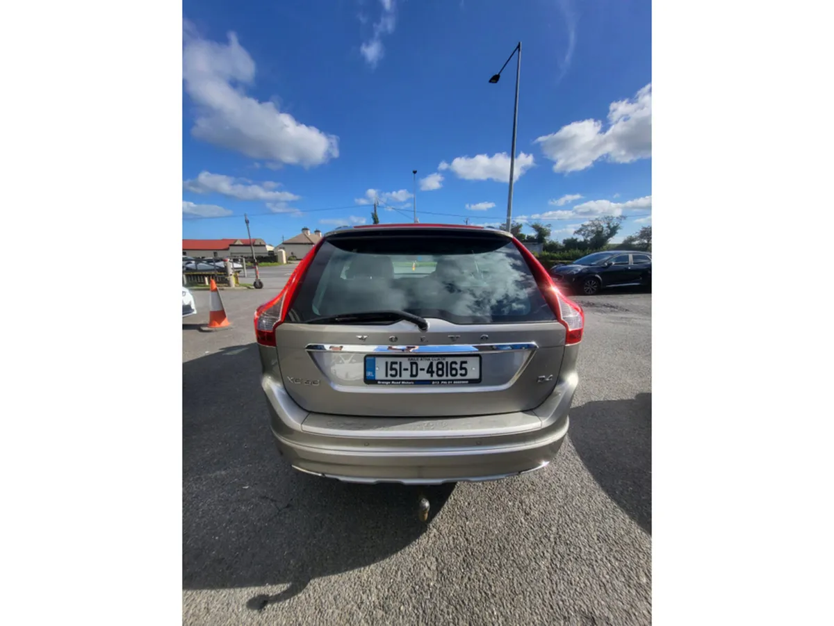 Volvo XC60 Estate, Diesel, 2015, Gold