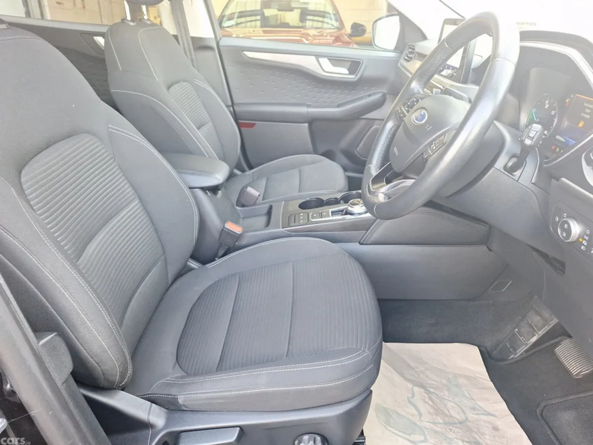 Ford Kuga MPV, Petrol Plug-in Hybrid, 2020, Black