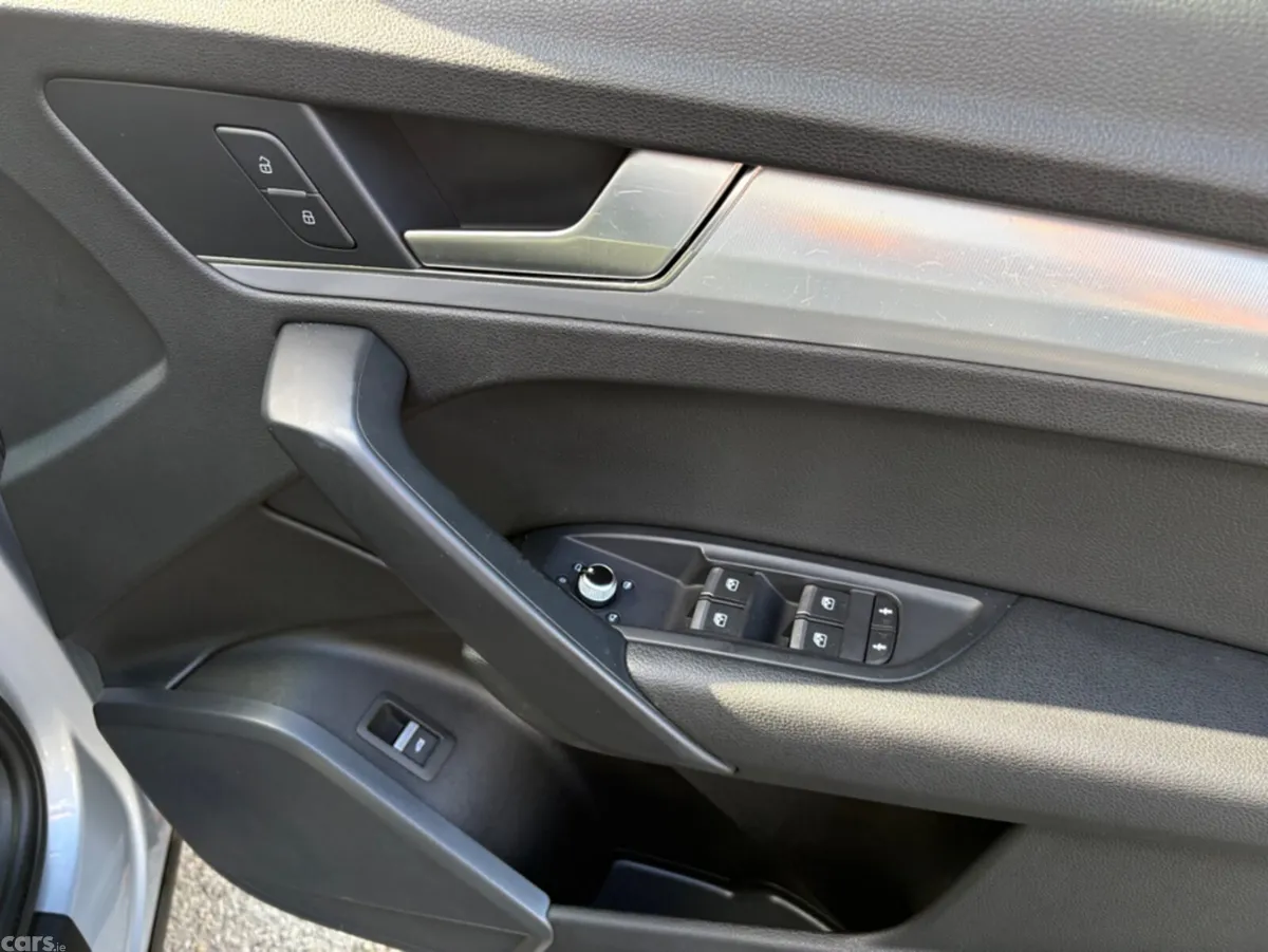 Audi Q5 SUV, Diesel, 2018, Grey