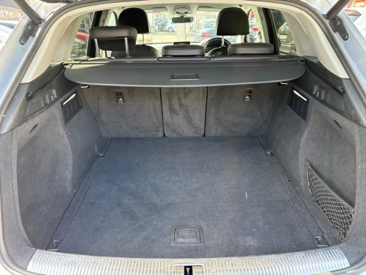 Audi Q5 SUV, Diesel, 2018, Grey
