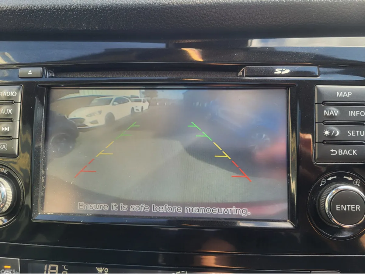 Nissan Qashqai MPV, Diesel, 2018, Red