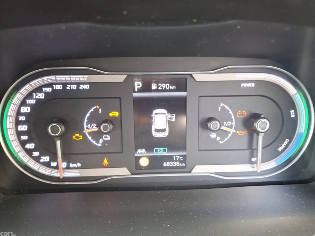 Hyundai Tucson MPV, Petrol Hybrid, 2023, White
