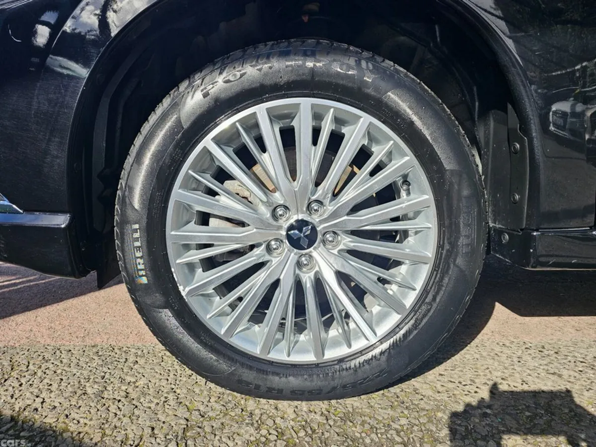 Mitsubishi Outlander Estate, Petrol Plug-in Hybrid, 2019, Black