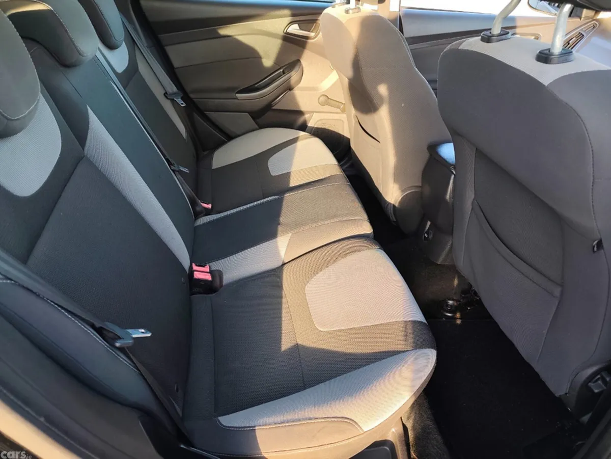Ford Focus Hatchback, Diesel, 2014, Black