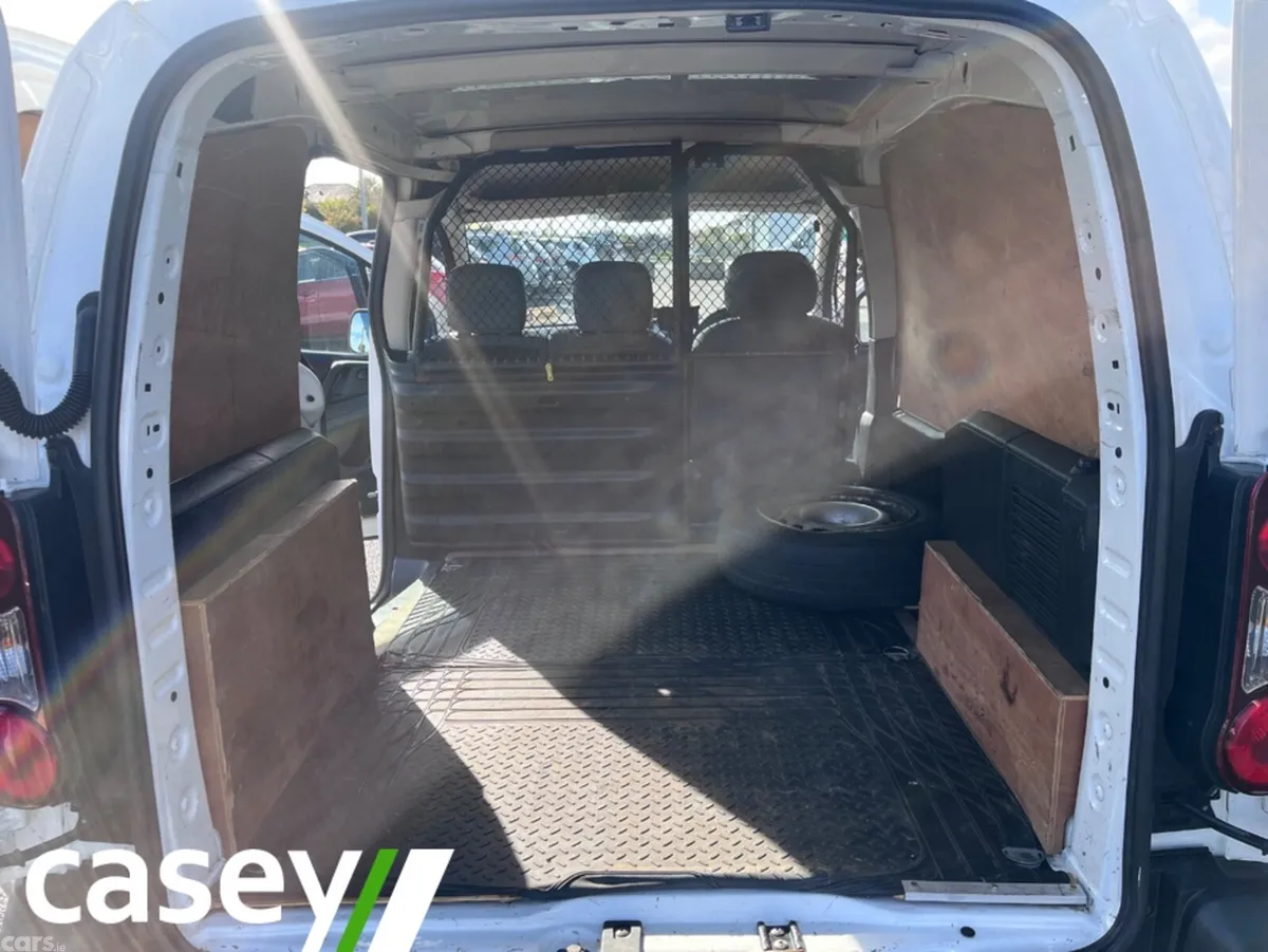 Citroen Berlingo Van, Diesel, 2015, White