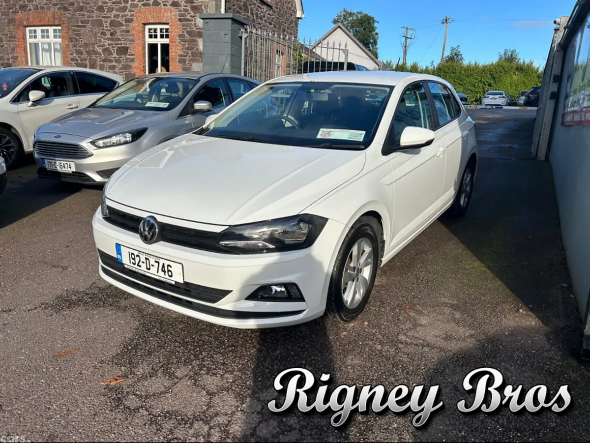 Volkswagen Polo Hatchback, Petrol, 2019, White
