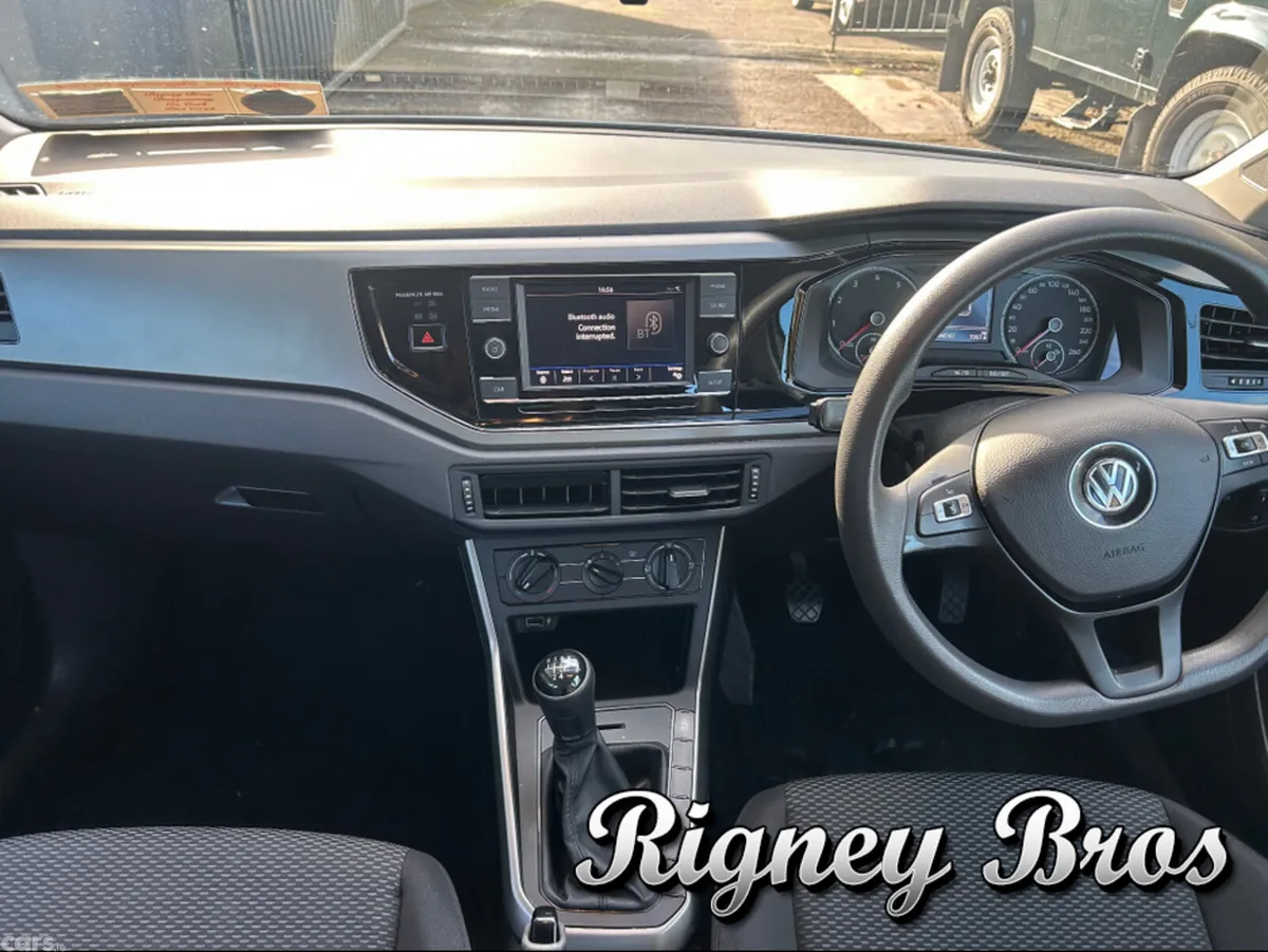 Volkswagen Polo Hatchback, Petrol, 2019, White