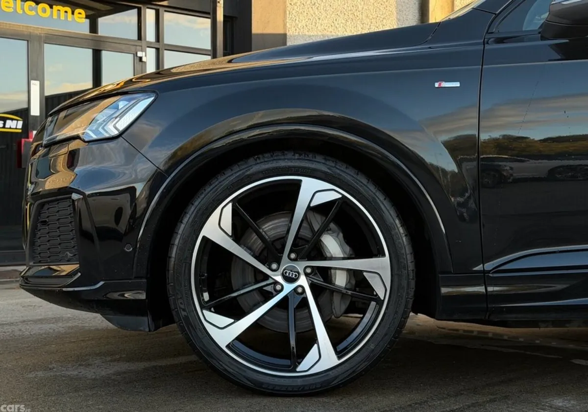 Audi Q7 SUV, Diesel Hybrid, 2024, Black
