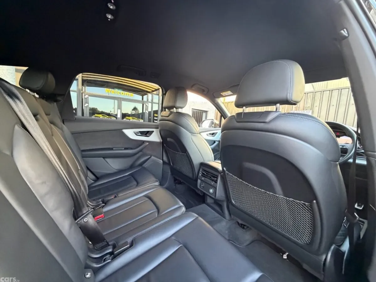 Audi Q7 SUV, Diesel Hybrid, 2024, Black