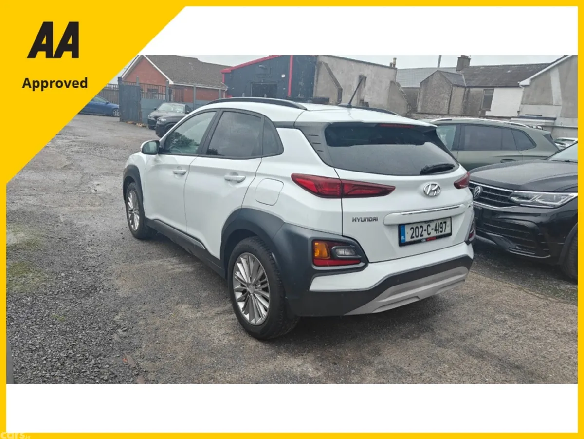 Hyundai KONA MPV, Petrol, 2020, White