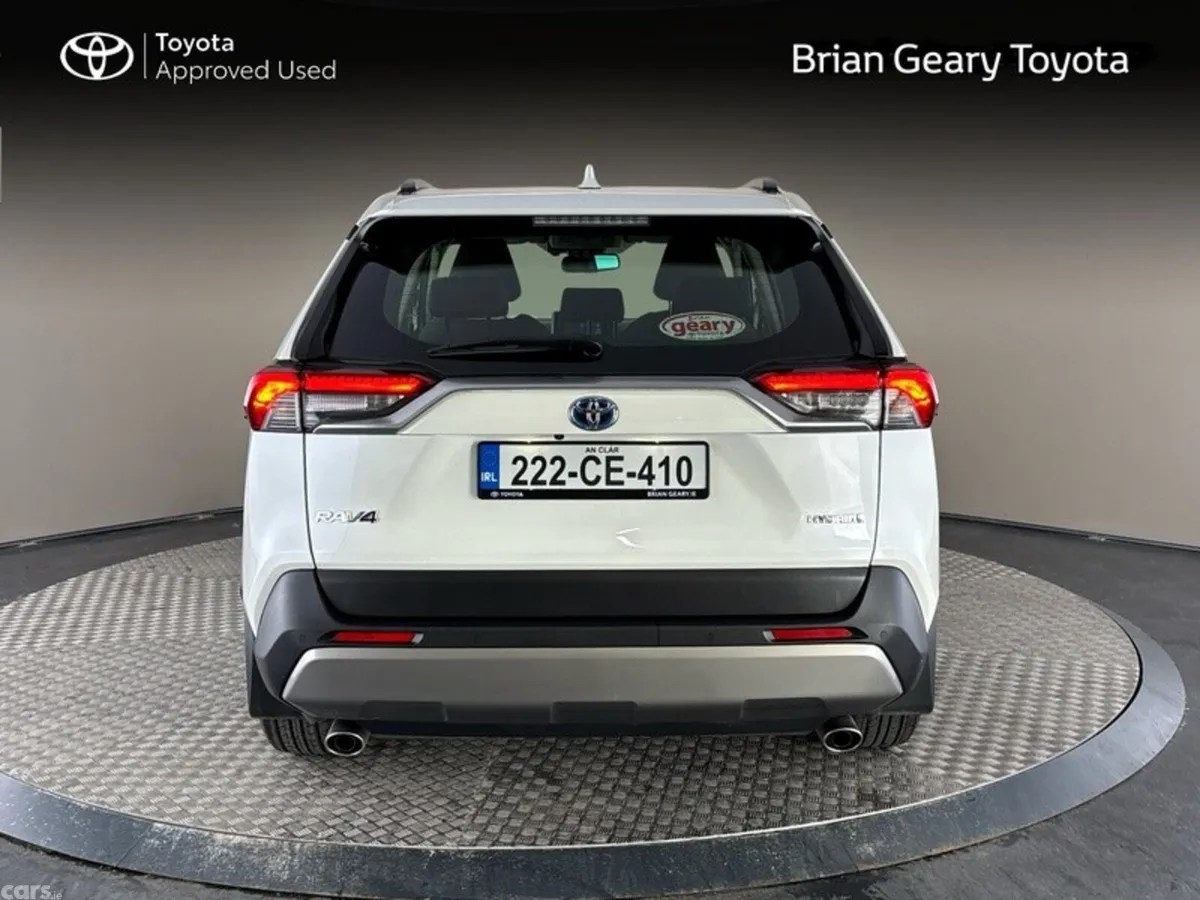 Toyota RAV4 SUV, Petrol Hybrid, 2022, White