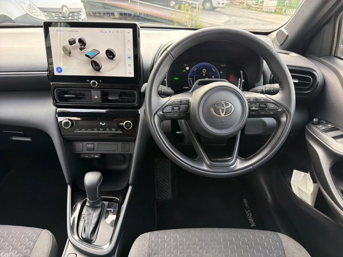 Toyota Yaris Cross Hatchback, Petrol Hybrid, 2026, Grey