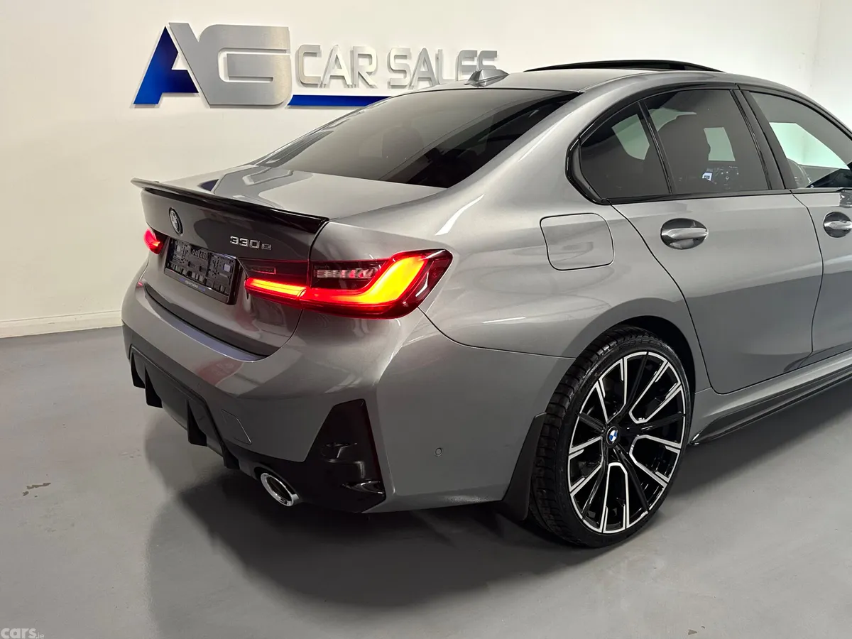 BMW 3-Series Saloon, Petrol Hybrid, 2023, Grey
