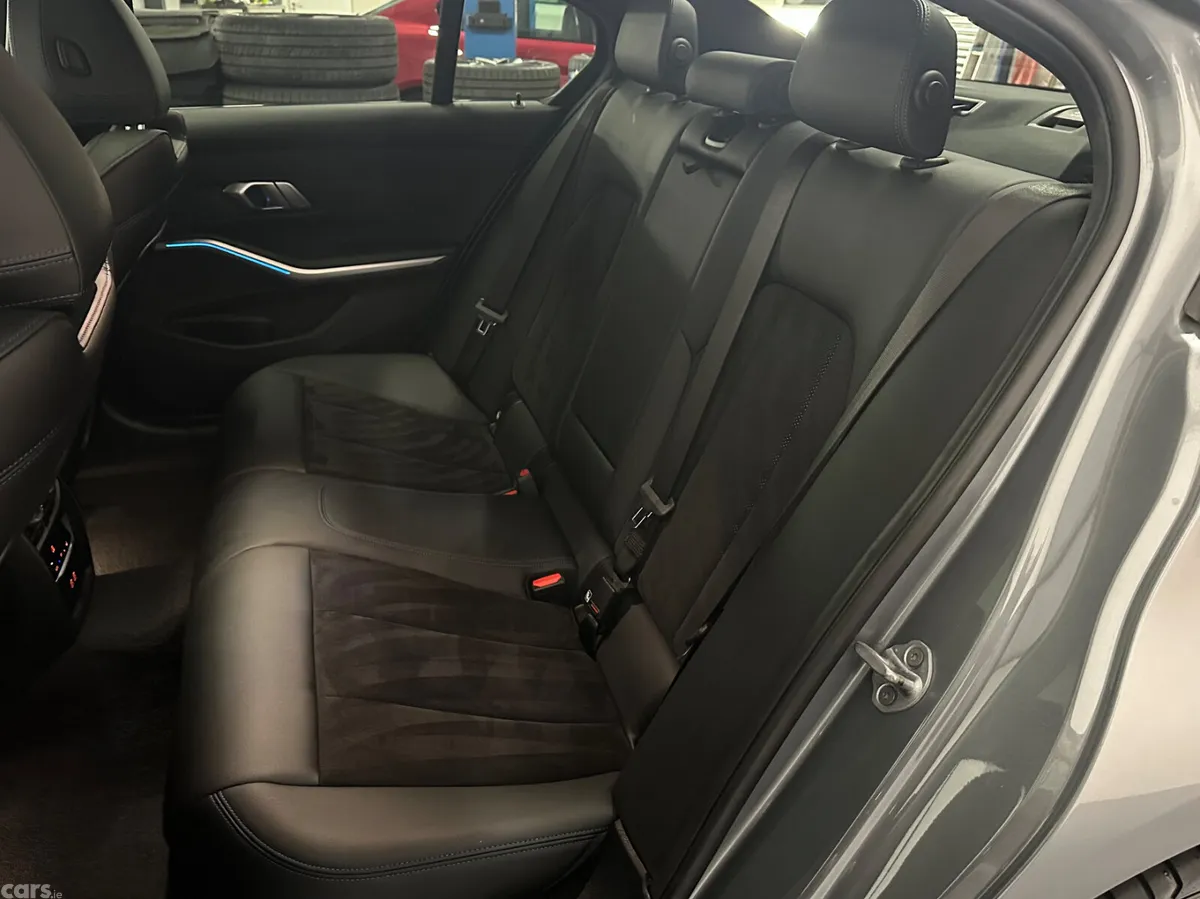 BMW 3-Series Saloon, Petrol Hybrid, 2023, Grey