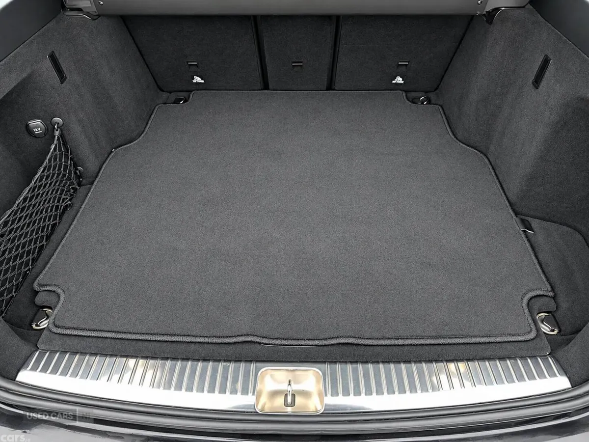 Mercedes-Benz C-Class , Petrol, 2015, Black