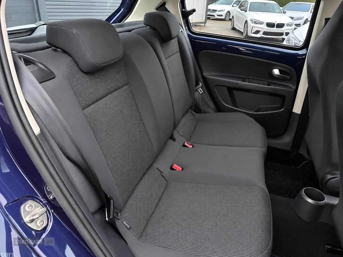 Volkswagen up! , Petrol, 2016, Blue