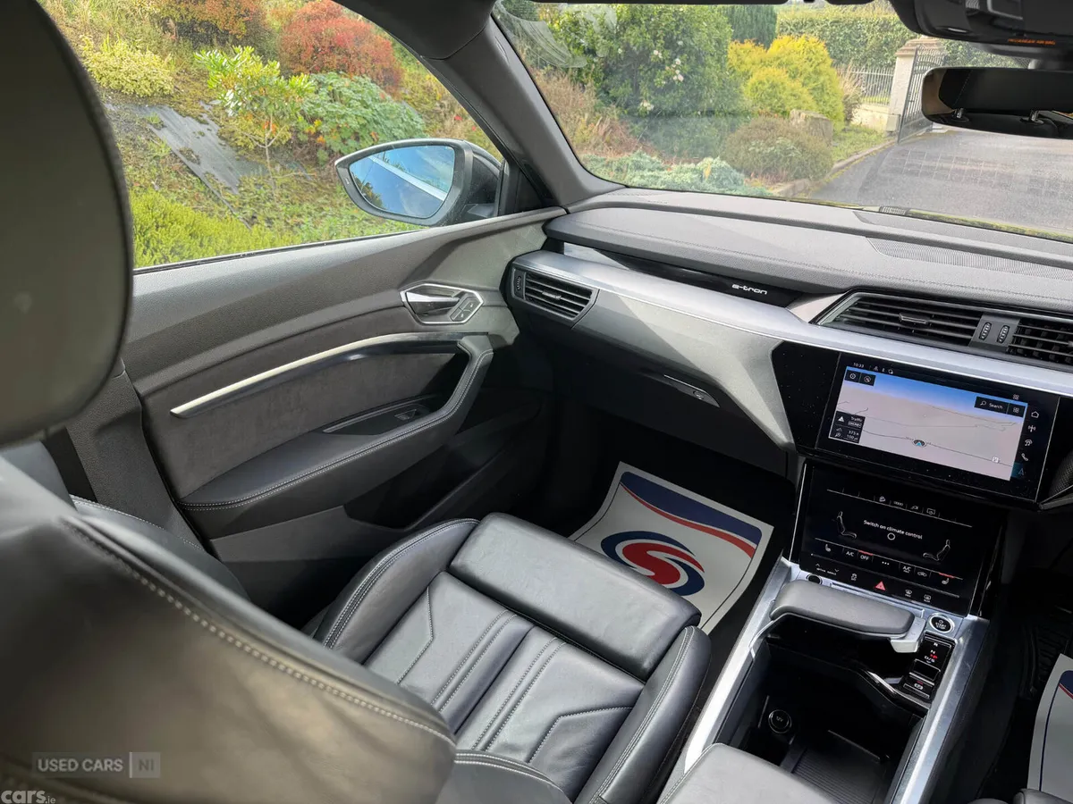 Audi Q8 SUV, Electric, 2024, Black