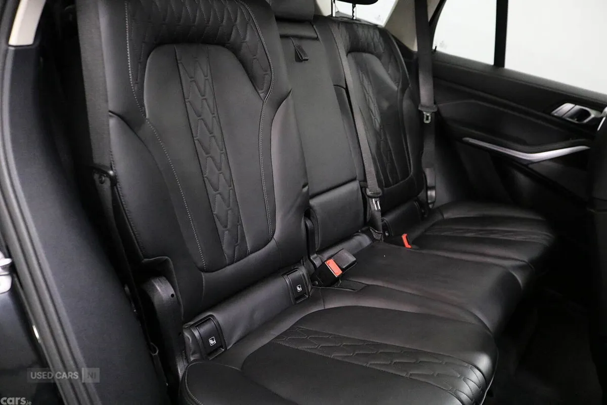 BMW X5 SUV, Diesel Hybrid, 2024, Black