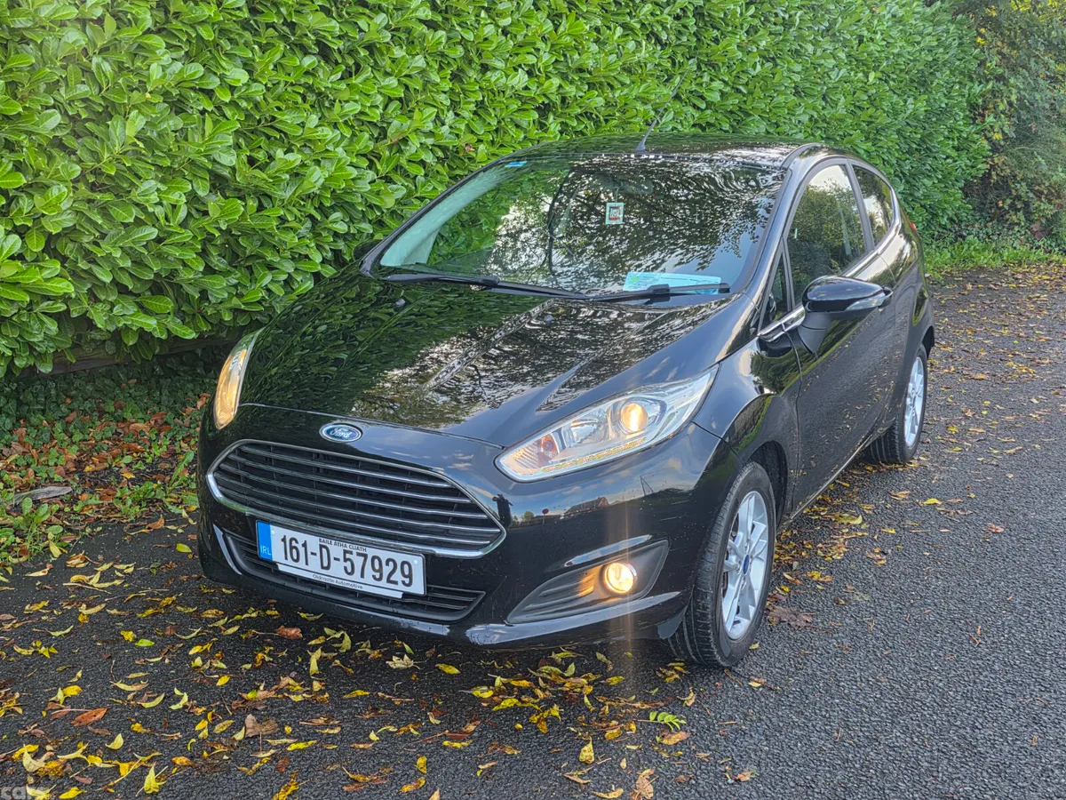 Ford Fiesta Hatchback, Petrol, 2016, Black