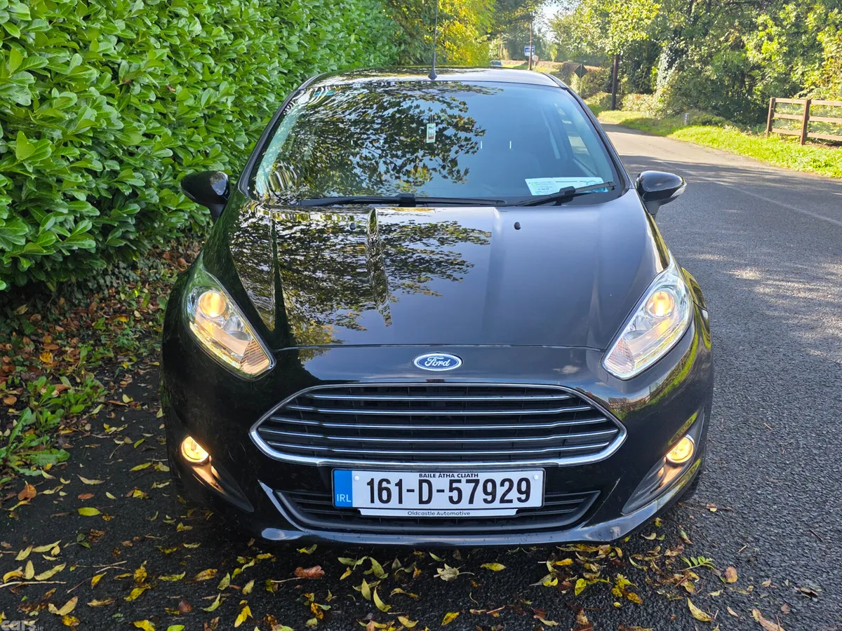 Ford Fiesta Hatchback, Petrol, 2016, Black