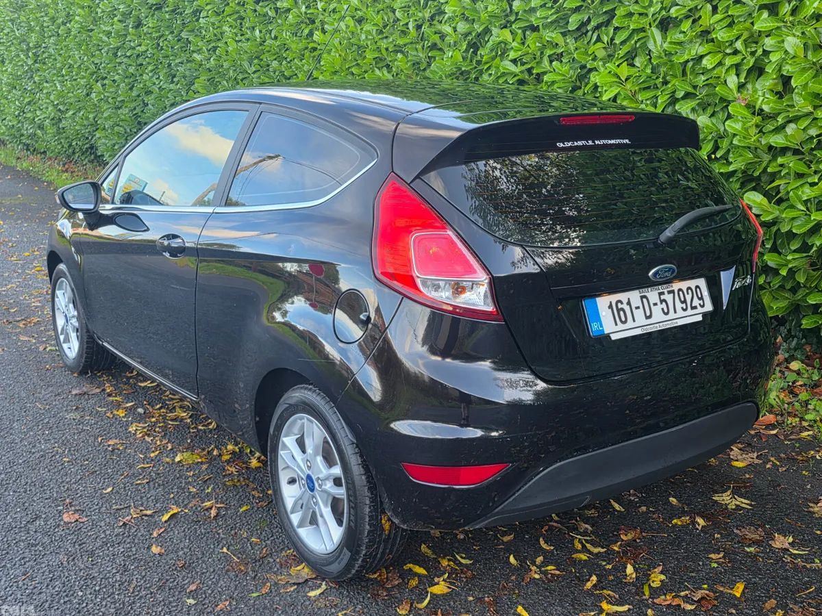 Ford Fiesta Hatchback, Petrol, 2016, Black