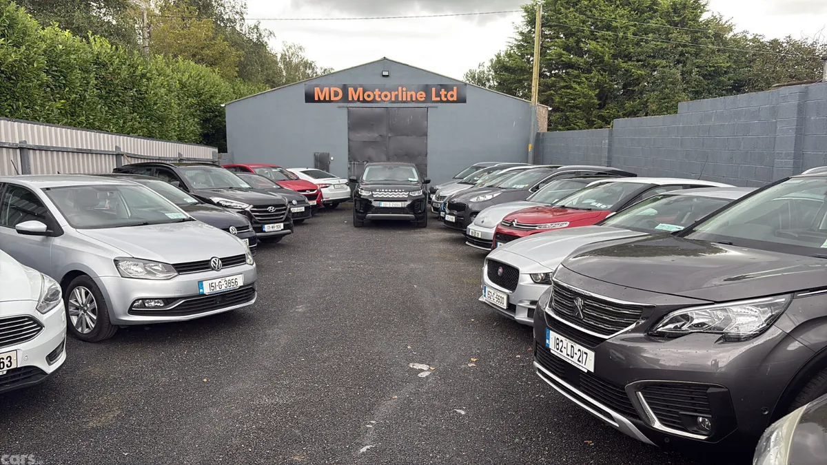 Peugeot 5008 MPV, Diesel, 2019, Green