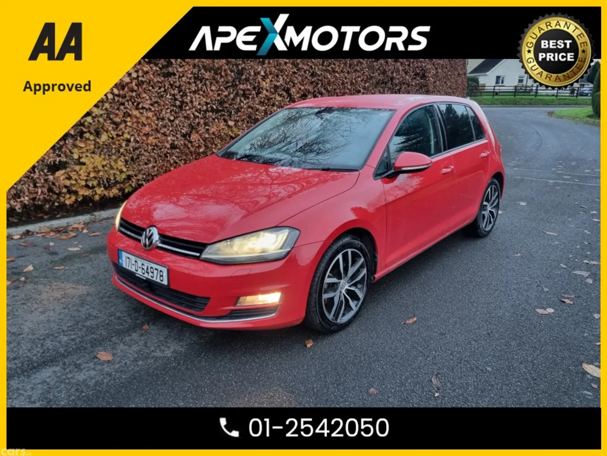 Volkswagen Golf Hatchback, Petrol, 2017, Red