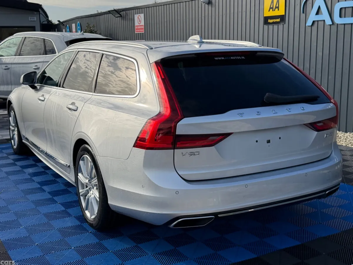 Volvo V90 Estate, Diesel, 2019, Silver