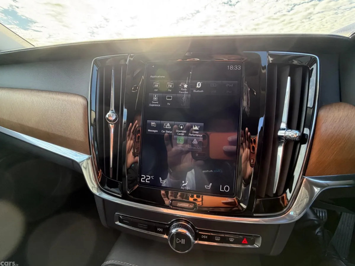 Volvo V90 Estate, Diesel, 2019, Silver