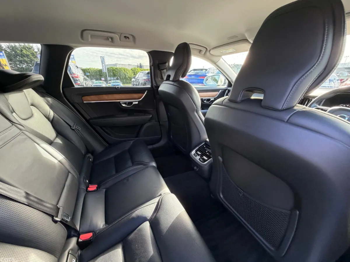 Volvo V90 Estate, Diesel, 2019, Silver